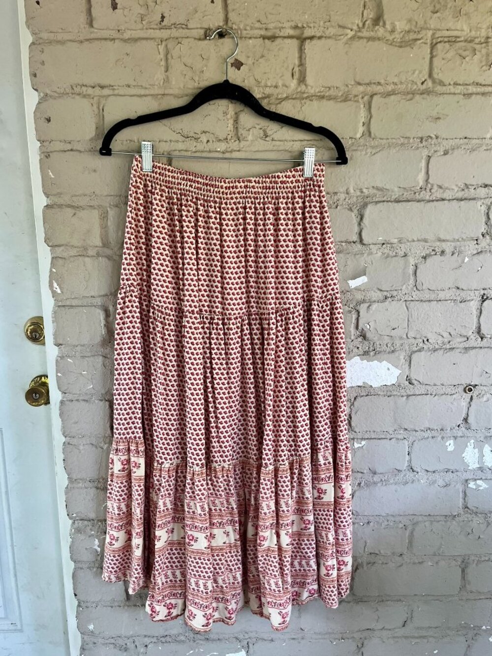 American Eagle Peachy Pink Floral Peasant Maxi Skirt